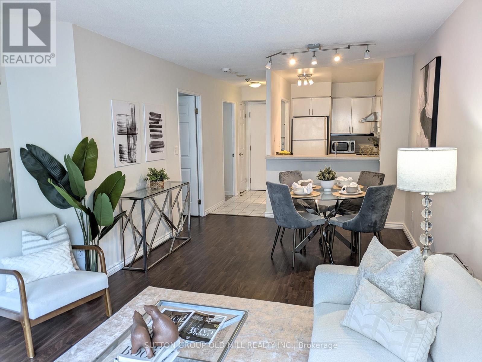 907 - 7 Carlton Street, Toronto, ON - Indoor Photo Showing Living Room