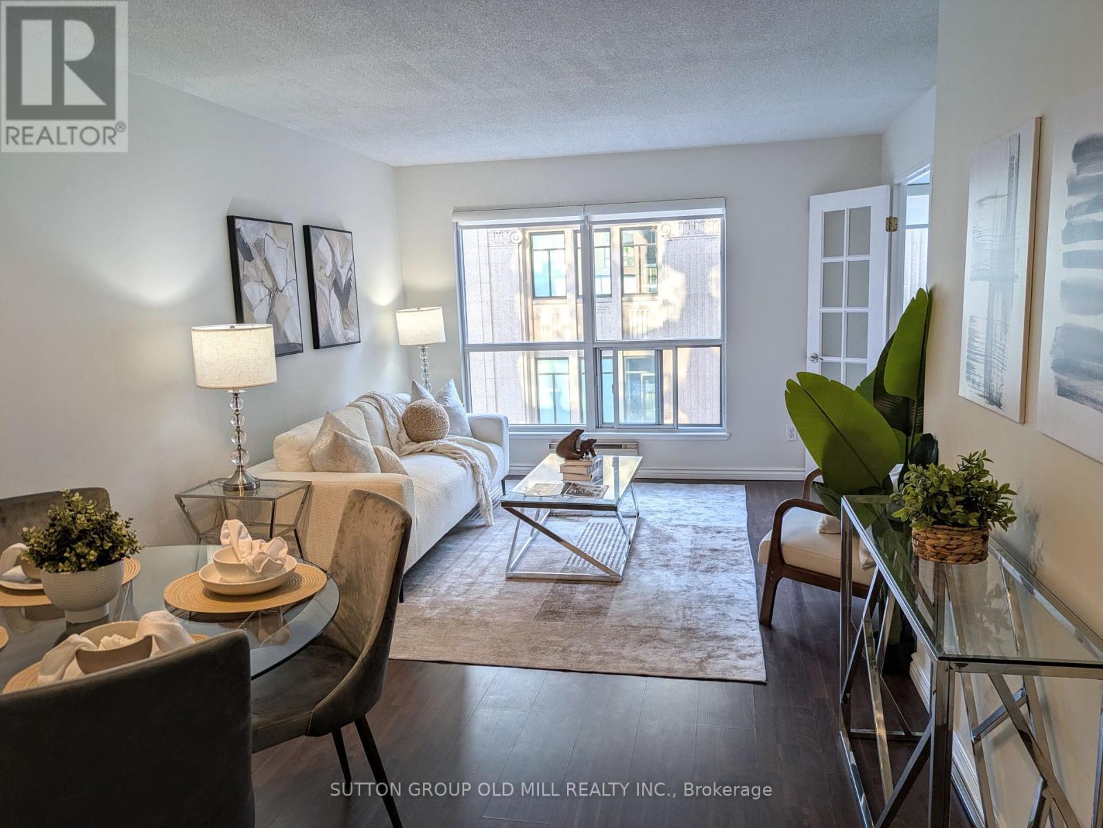 907 - 7 Carlton Street, Toronto, ON - Indoor