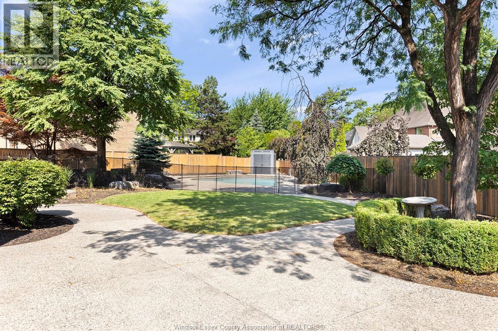 15 Fasan Crescent, Tecumseh, ON - Outdoor