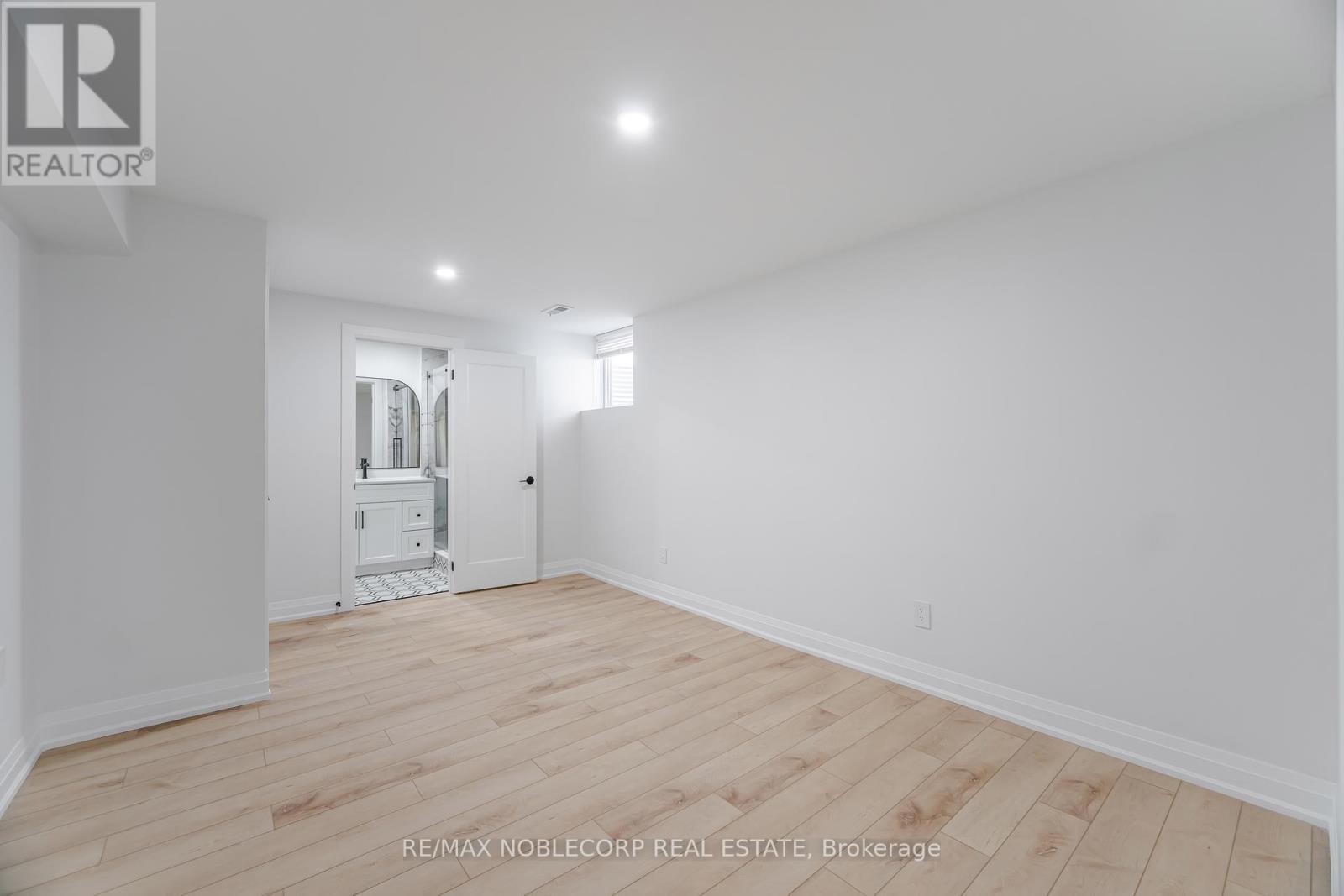 Lower - 131 Dunstan Crescent, Vaughan, ON - Indoor Photo Showing Other Room
