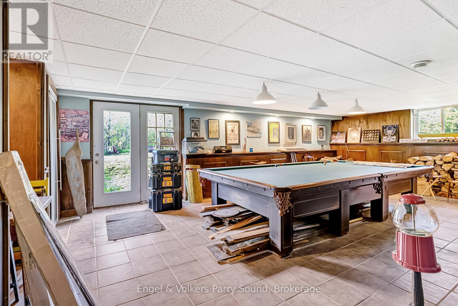 34 Gordon Point Road, Magnetawan, ON - Indoor Photo Showing Other Room