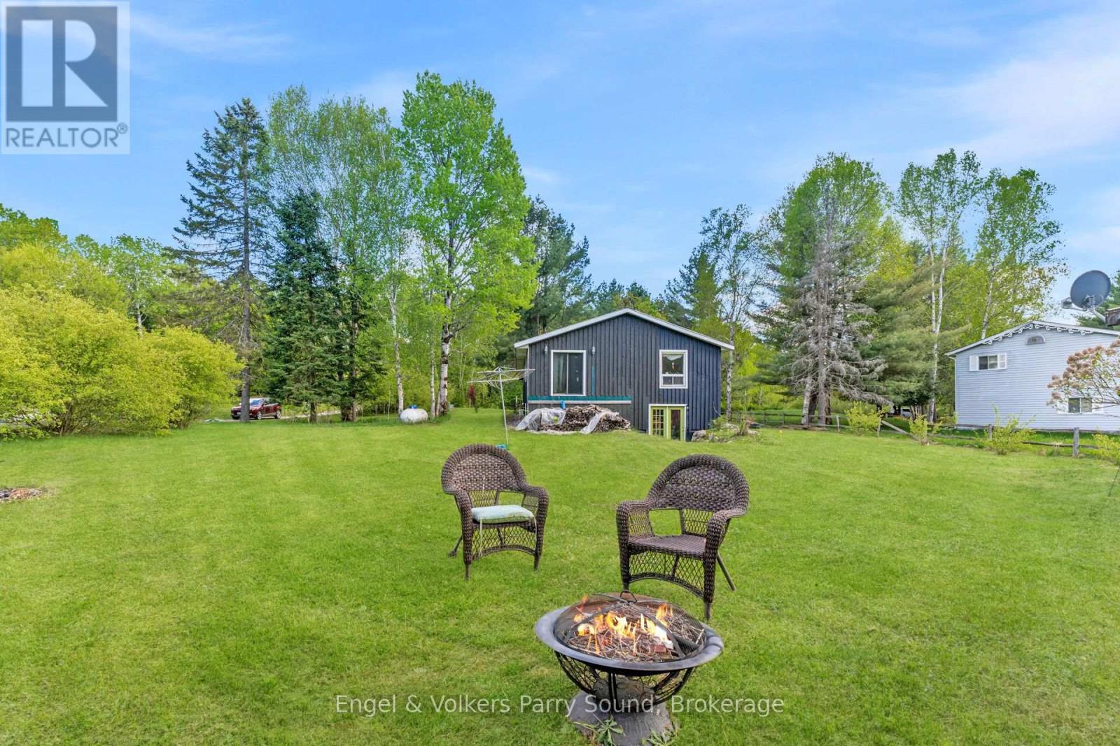 34 Gordon Point Road, Magnetawan, ON - Outdoor