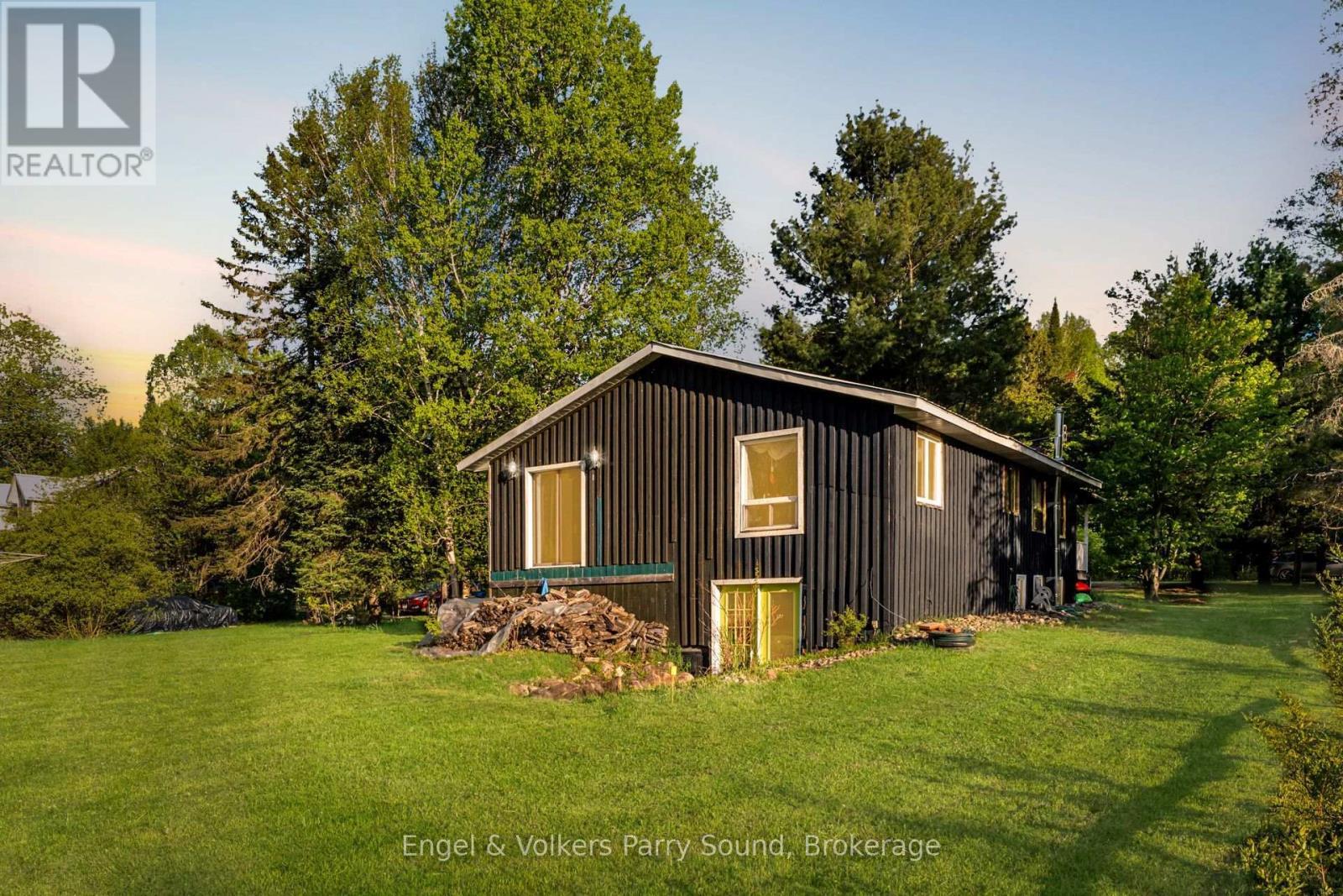 34 Gordon Point Road, Magnetawan, ON - Outdoor
