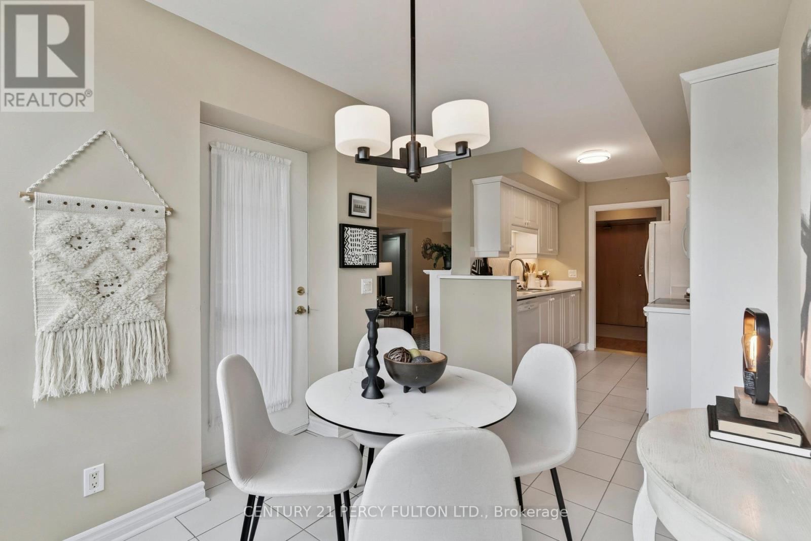 309 - 55 The Boardwalk Way, Markham, ON - Indoor Photo Showing Dining Room