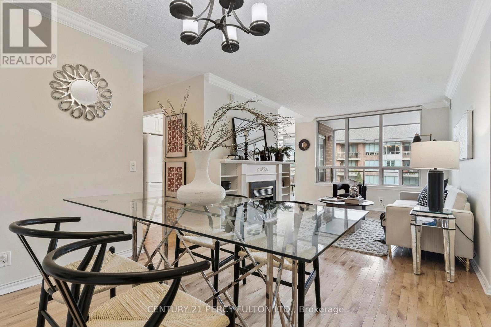309 - 55 The Boardwalk Way, Markham, ON - Indoor Photo Showing Dining Room