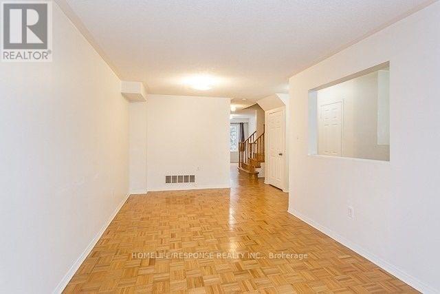 9 - 120 Railroad Street, Brampton, ON - Indoor Photo Showing Other Room