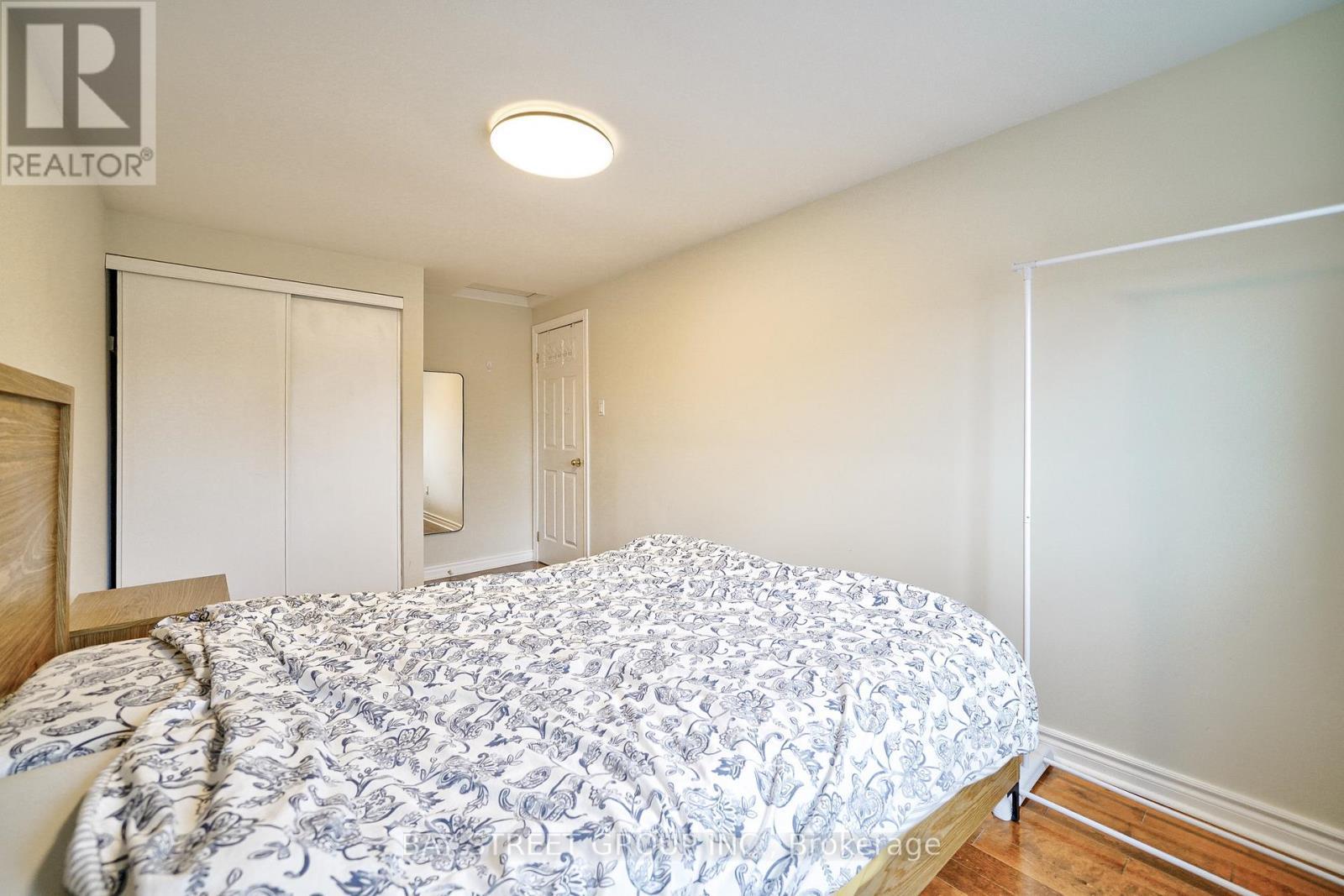 105 Patrice Crescent, Vaughan, ON - Indoor Photo Showing Bedroom