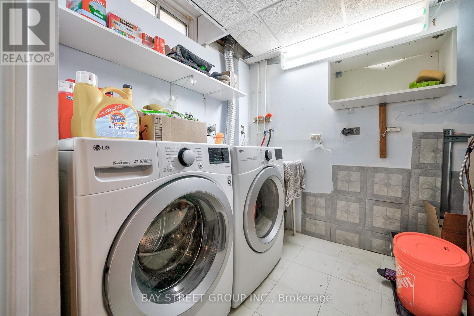 105 Patrice Crescent, Vaughan, ON - Indoor Photo Showing Laundry Room