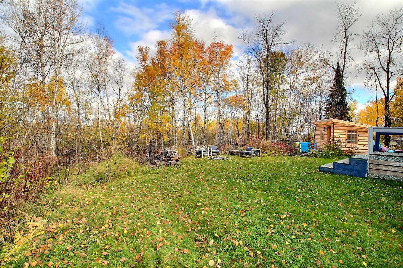 Cour - 504 Rue Beauchemin, Val-D'Or, QC - Outdoor