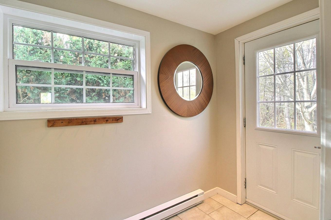 Hall d'entrée/Vestibule - 504 Rue Beauchemin, Val-D'Or, QC - Indoor Photo Showing Other Room