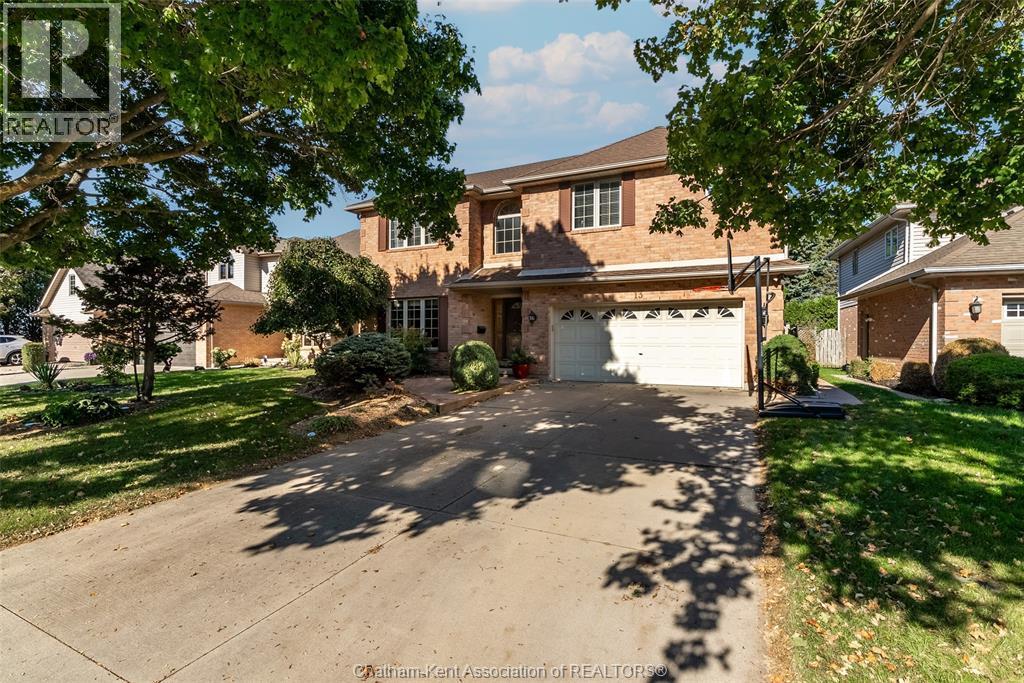 13 Hedge Maple Path, Chatham, ON - Outdoor