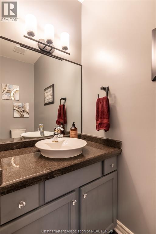 13 Hedge Maple Path, Chatham, ON - Indoor Photo Showing Bathroom