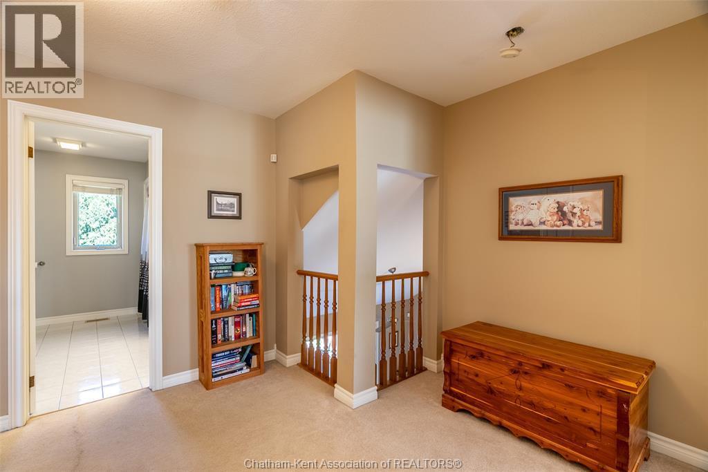 13 Hedge Maple Path, Chatham, ON - Indoor Photo Showing Other Room