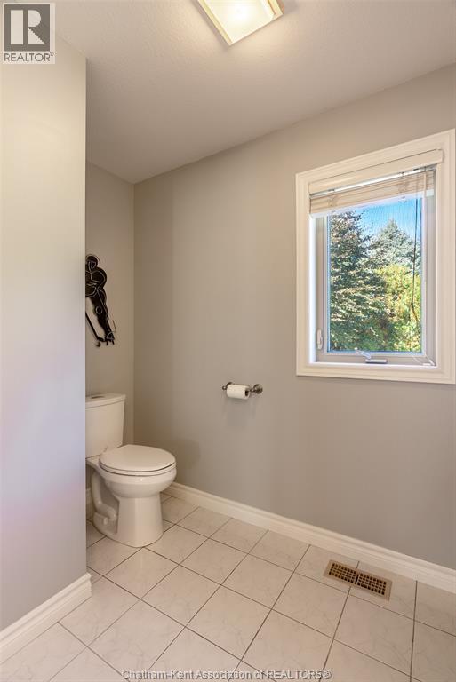 13 Hedge Maple Path, Chatham, ON - Indoor Photo Showing Bathroom