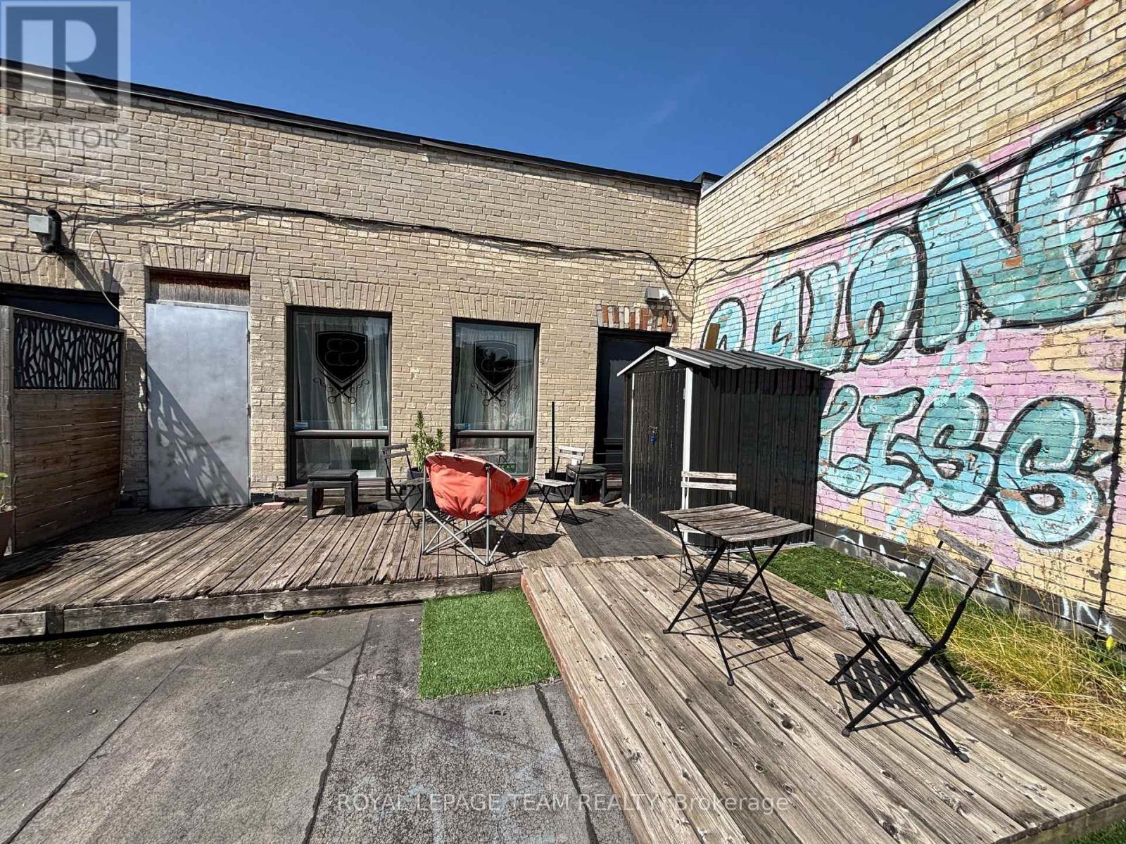 301 Bank Street, Ottawa, ON