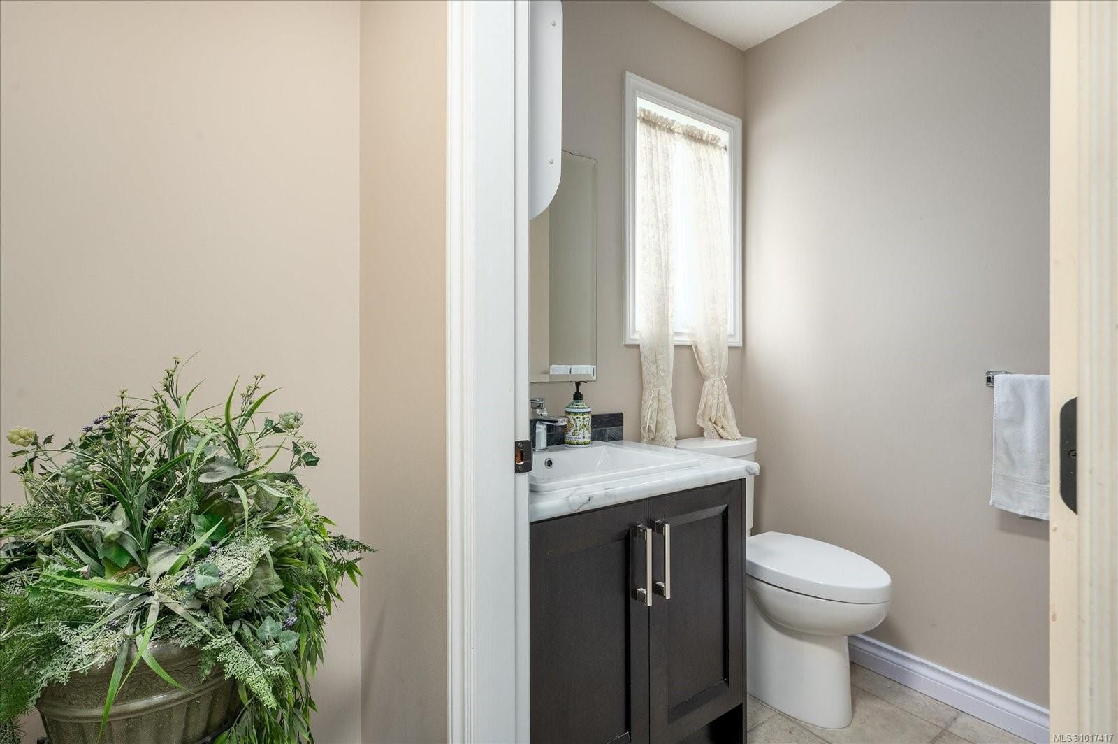 5853 Tweedsmuir Cres, Nanaimo, BC