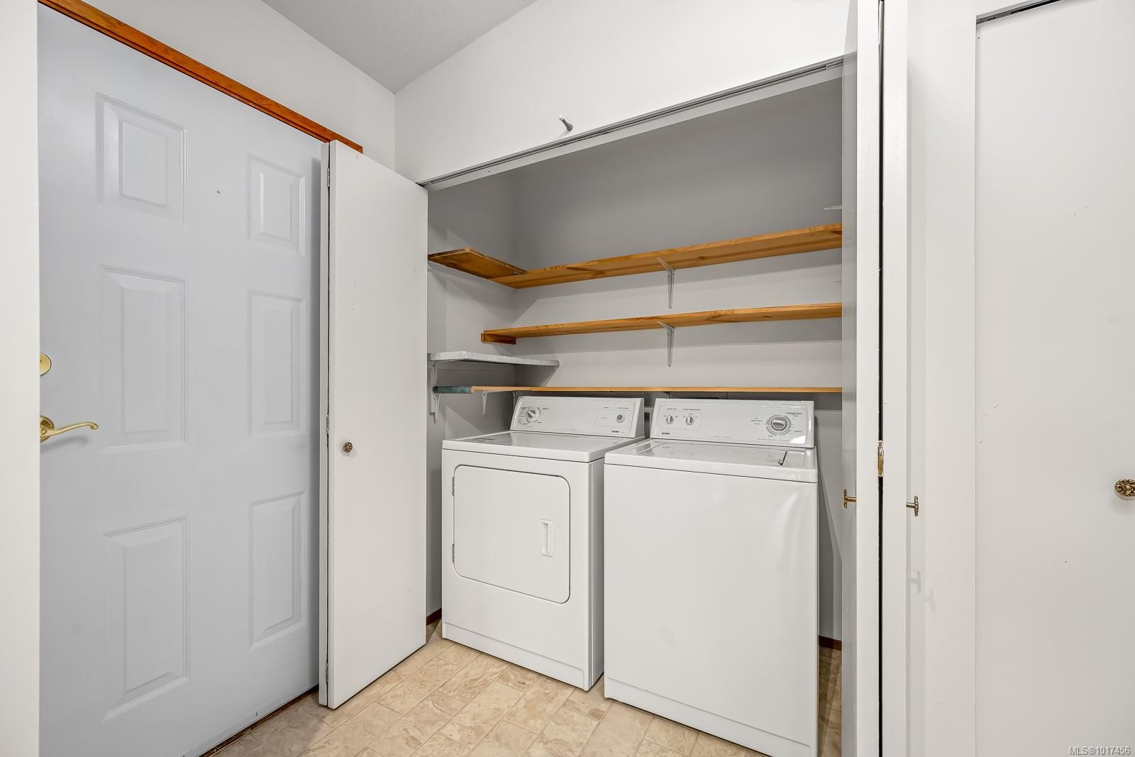 2105 Pemberton Pl, Comox, BC