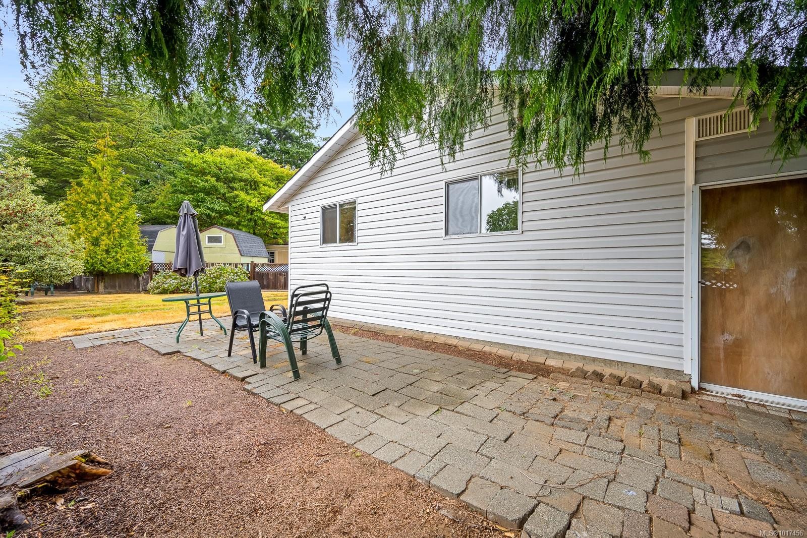 2105 Pemberton Pl, Comox, BC