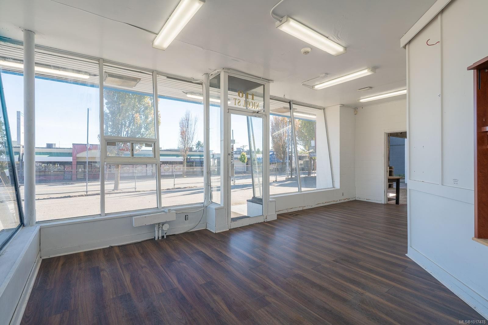 110 Nicol St, Nanaimo, BC