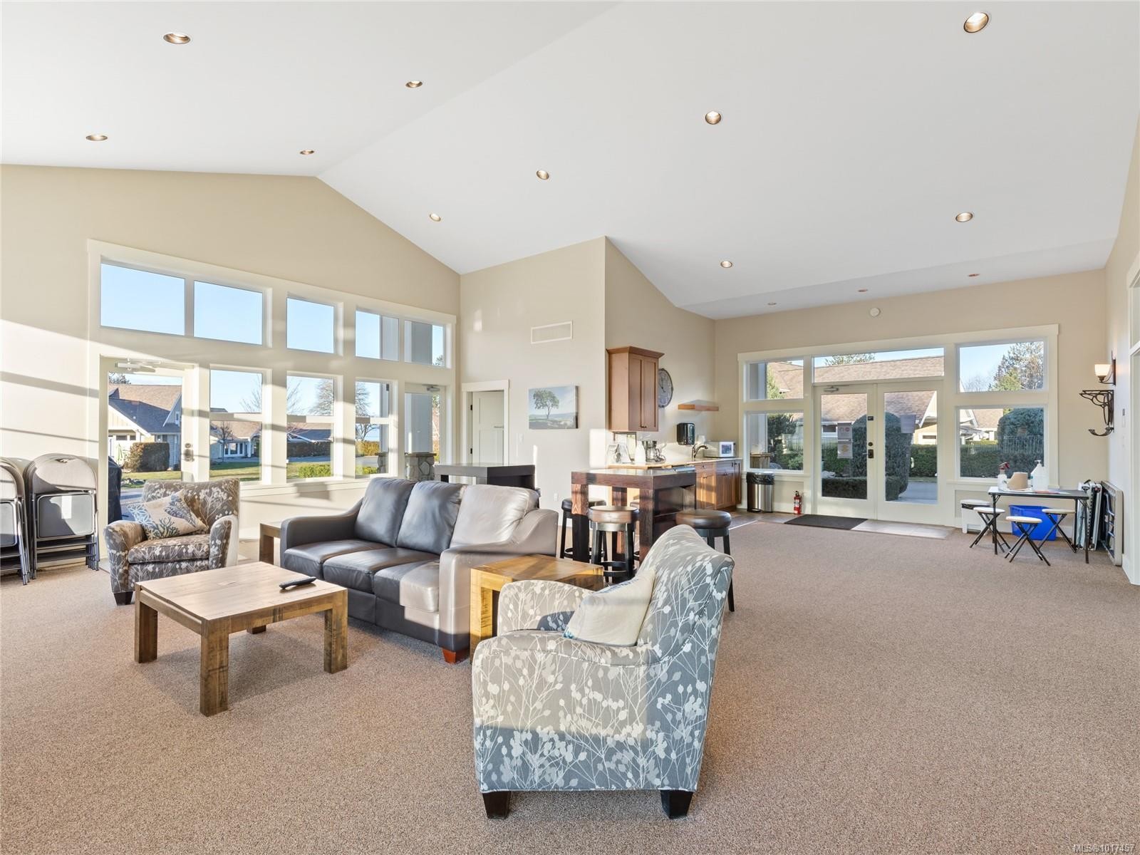 42-5251 Island Hwy West, Qualicum Beach, BC