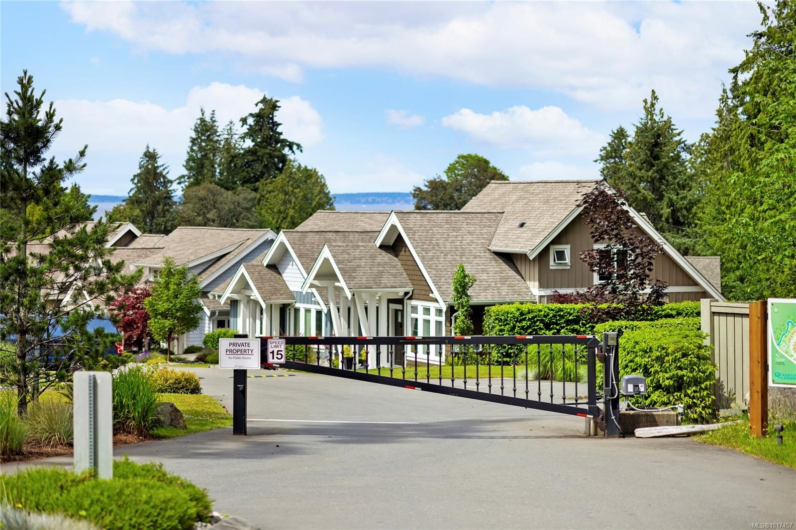 42-5251 Island Hwy West, Qualicum Beach, BC