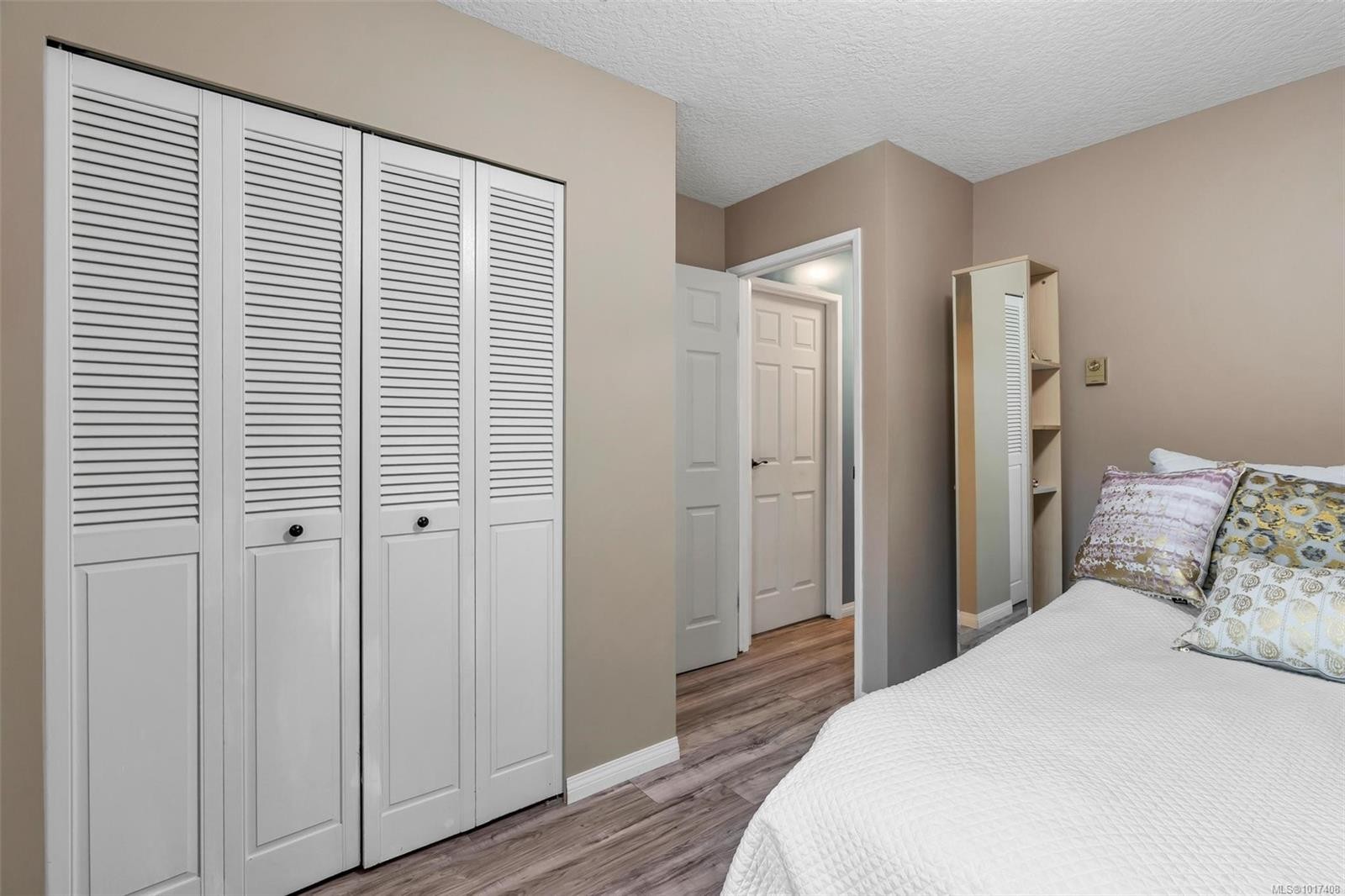 4249 Quadra St, Saanich, BC