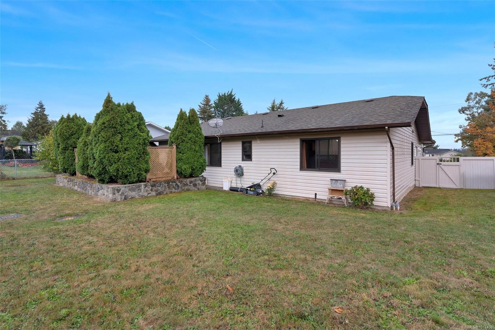 4249 Quadra St, Saanich, BC