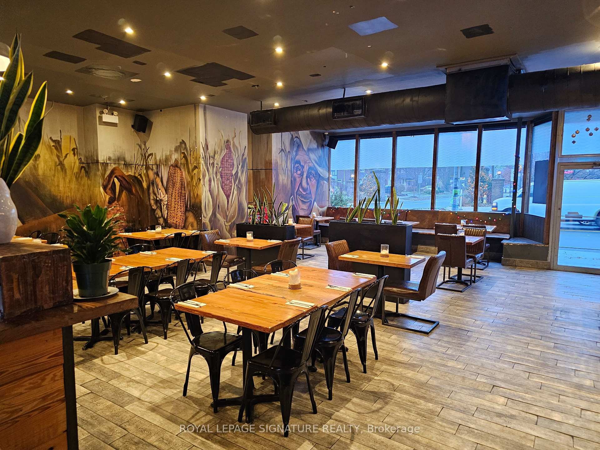 405 Jane Street, Toronto, ON