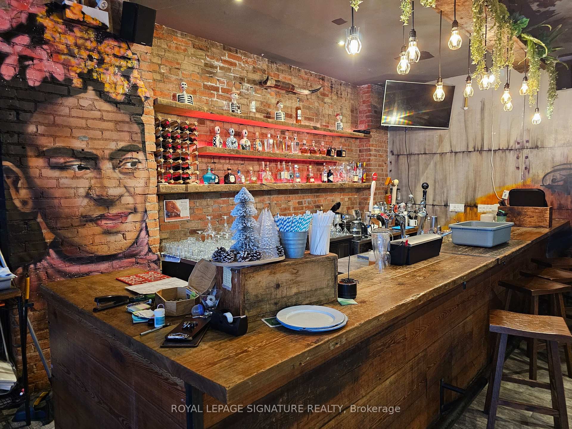 405 Jane Street, Toronto, ON