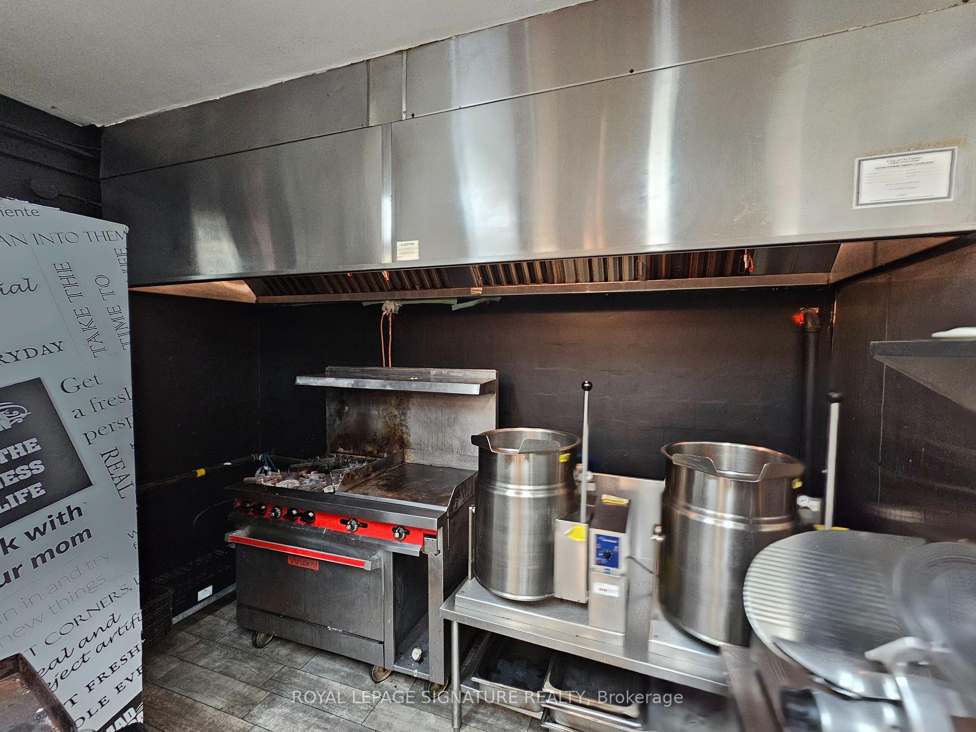 405 Jane Street, Toronto, ON