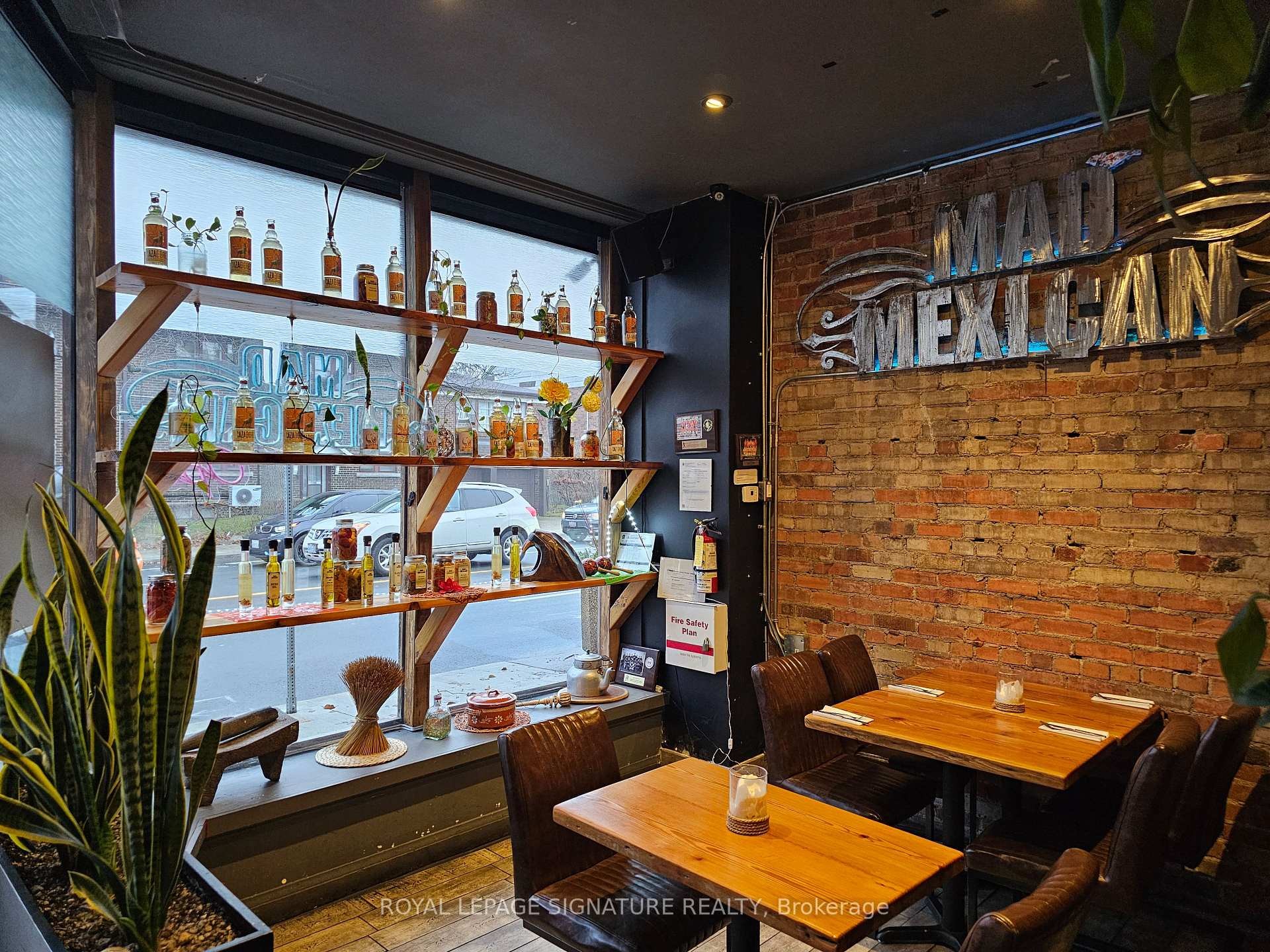 405 Jane Street, Toronto, ON