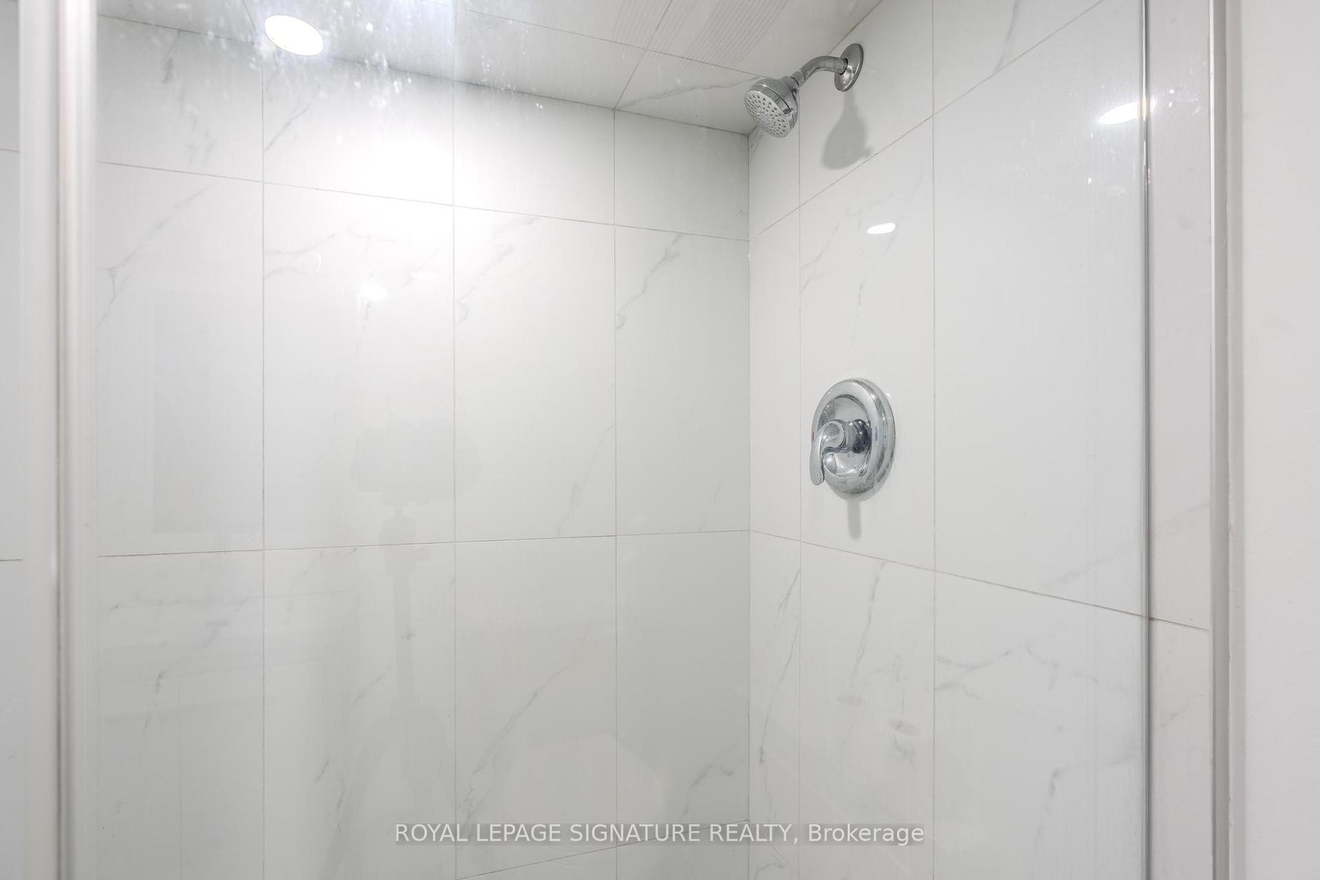 Bsmt-320 Royal Salisbury Way, Brampton, ON