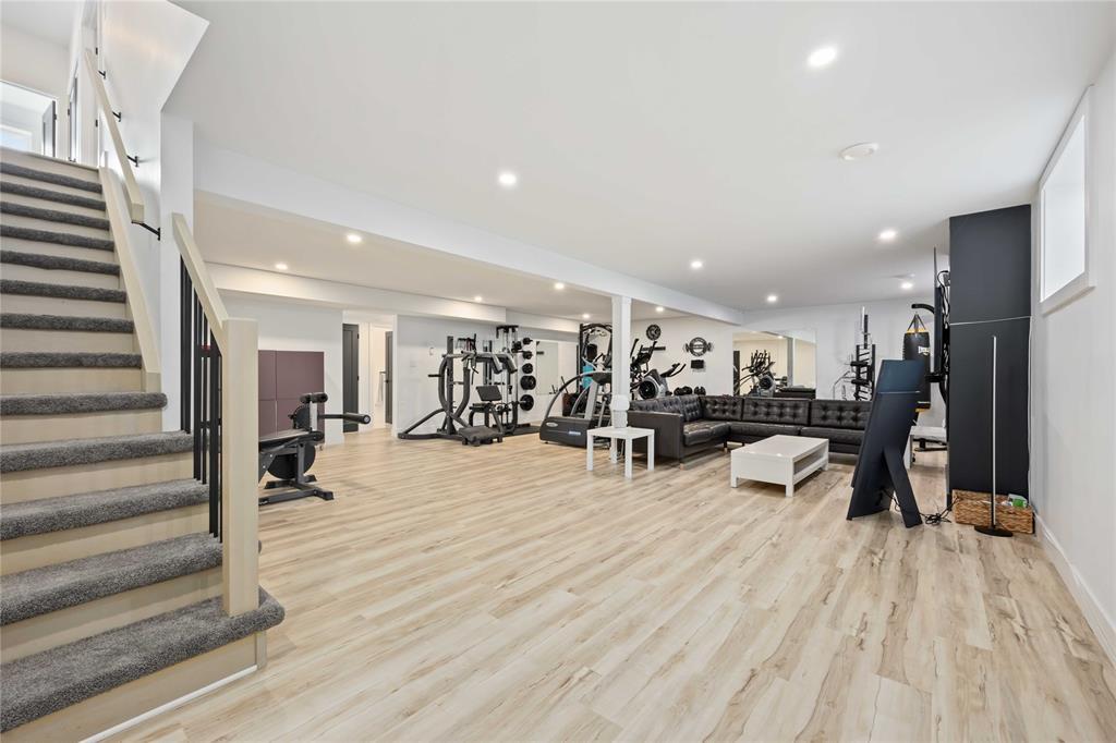 6730 Griffin Drive, Plympton-Wyoming, ON