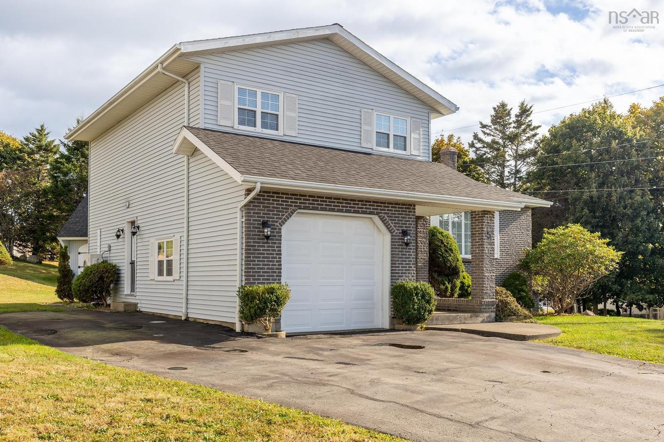 5 Placid Court, Yarmouth, NS