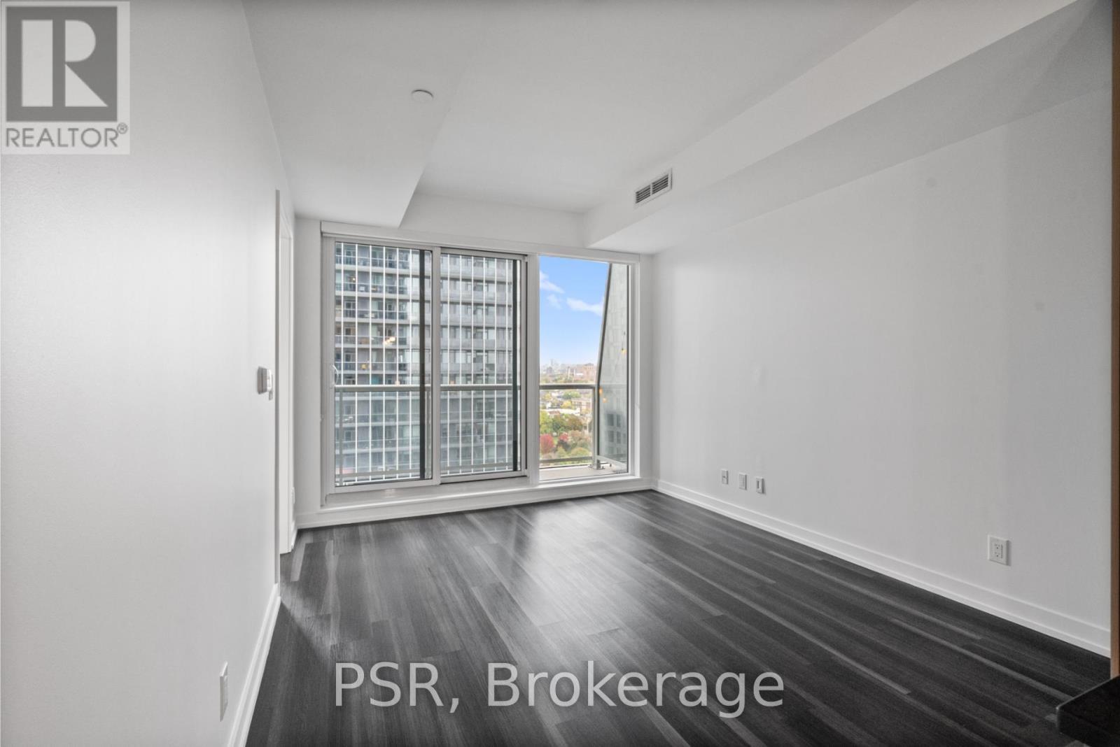 1311 - 11 Ordnance Street, Toronto, ON - Indoor Photo Showing Other Room