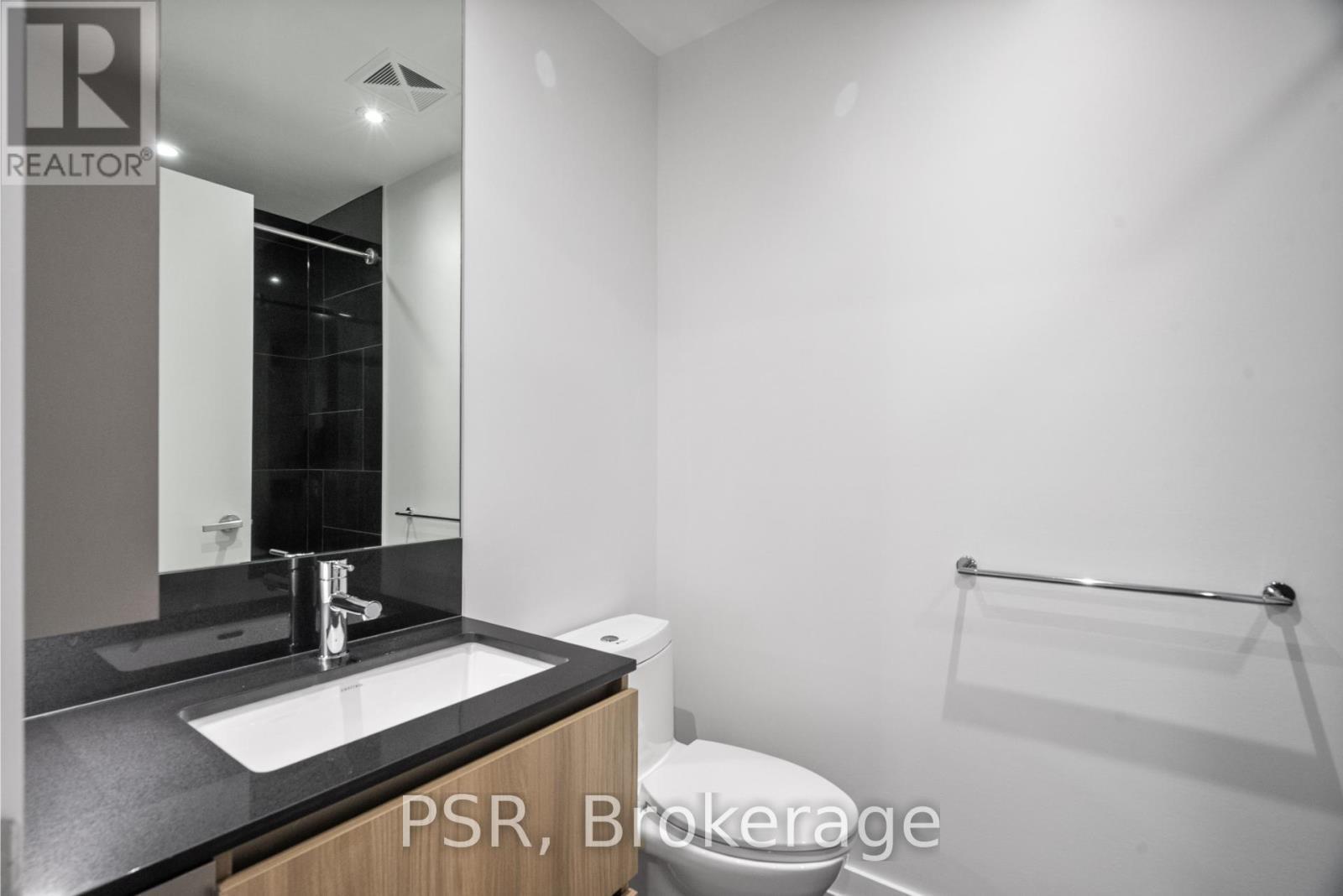 1311 - 11 Ordnance Street, Toronto, ON - Indoor Photo Showing Bathroom