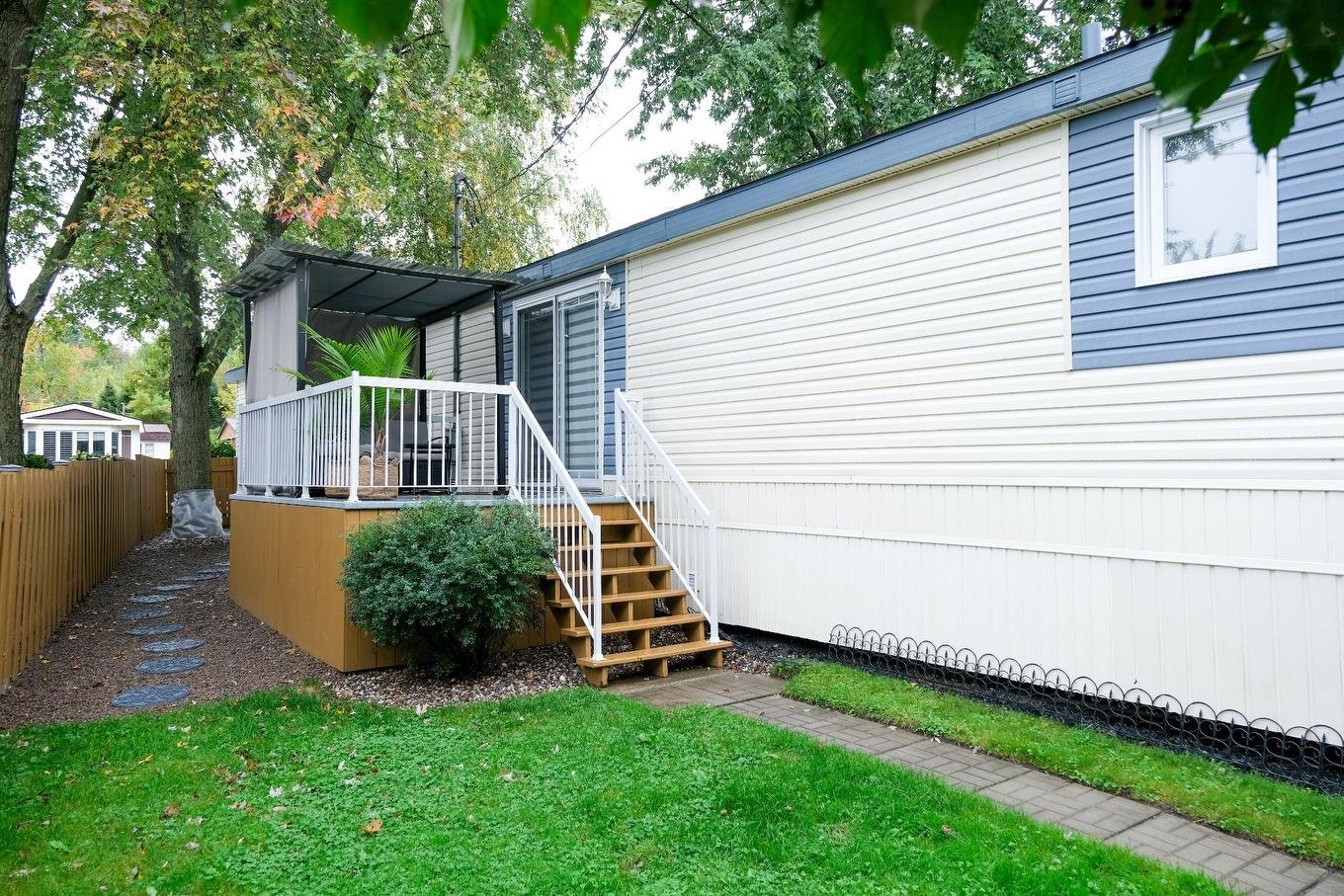 Balcon - 93 9E Rue, Saint-Jean-Sur-Richelieu, QC - Outdoor