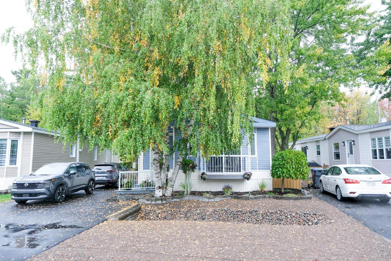 Façade - 93 9E Rue, Saint-Jean-Sur-Richelieu, QC - Outdoor