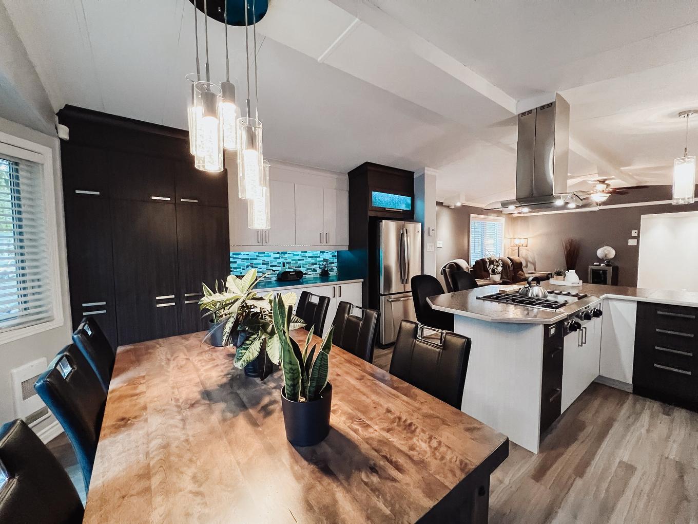 Salle à manger - 93 9E Rue, Saint-Jean-Sur-Richelieu, QC - Indoor