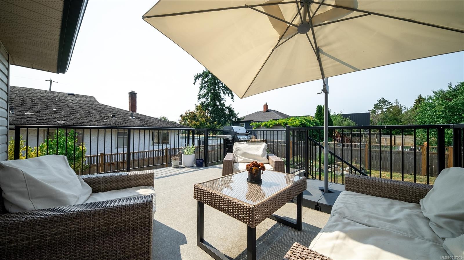 2720 Foul Bay Rd, Saanich, BC