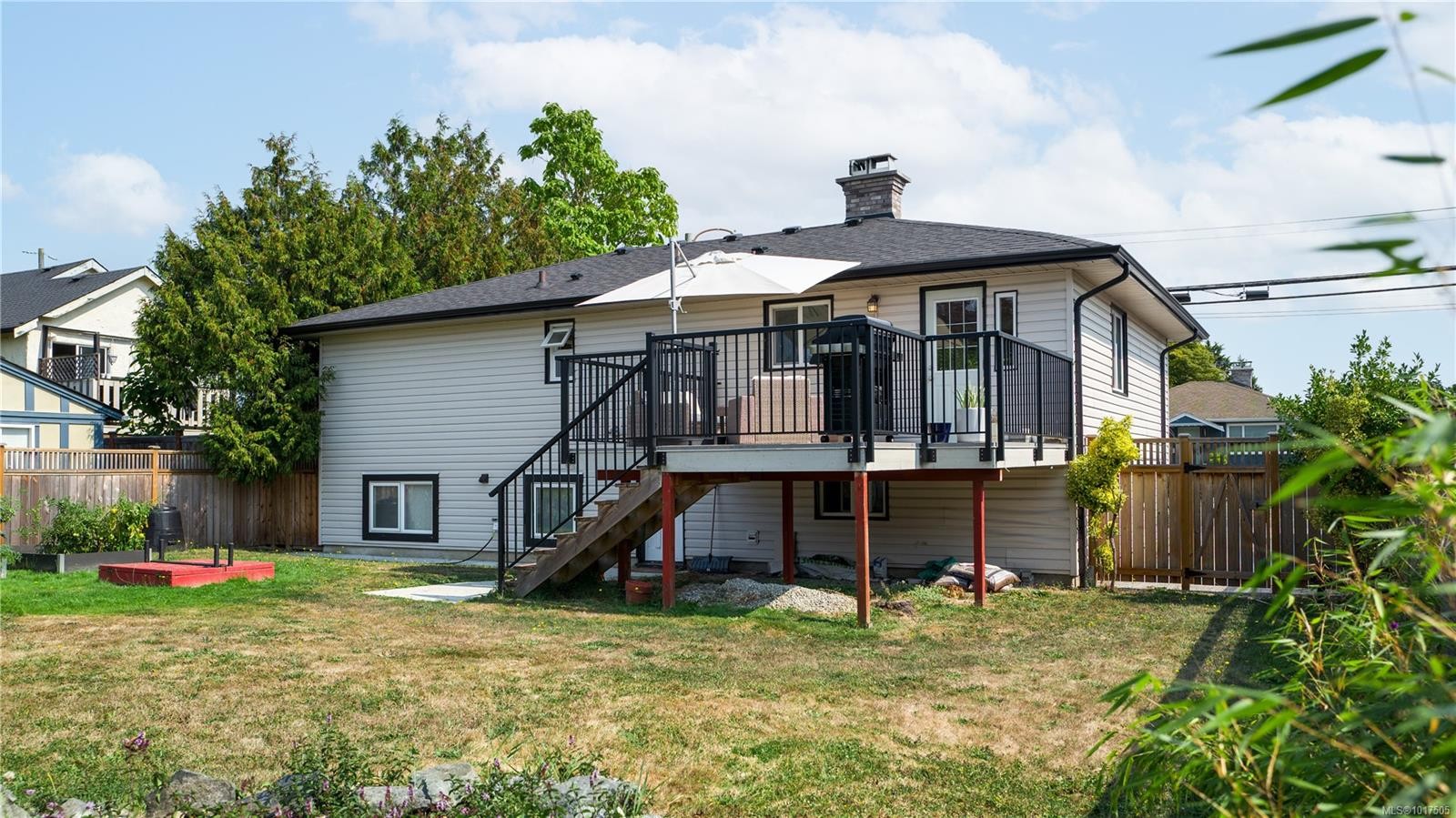 2720 Foul Bay Rd, Saanich, BC