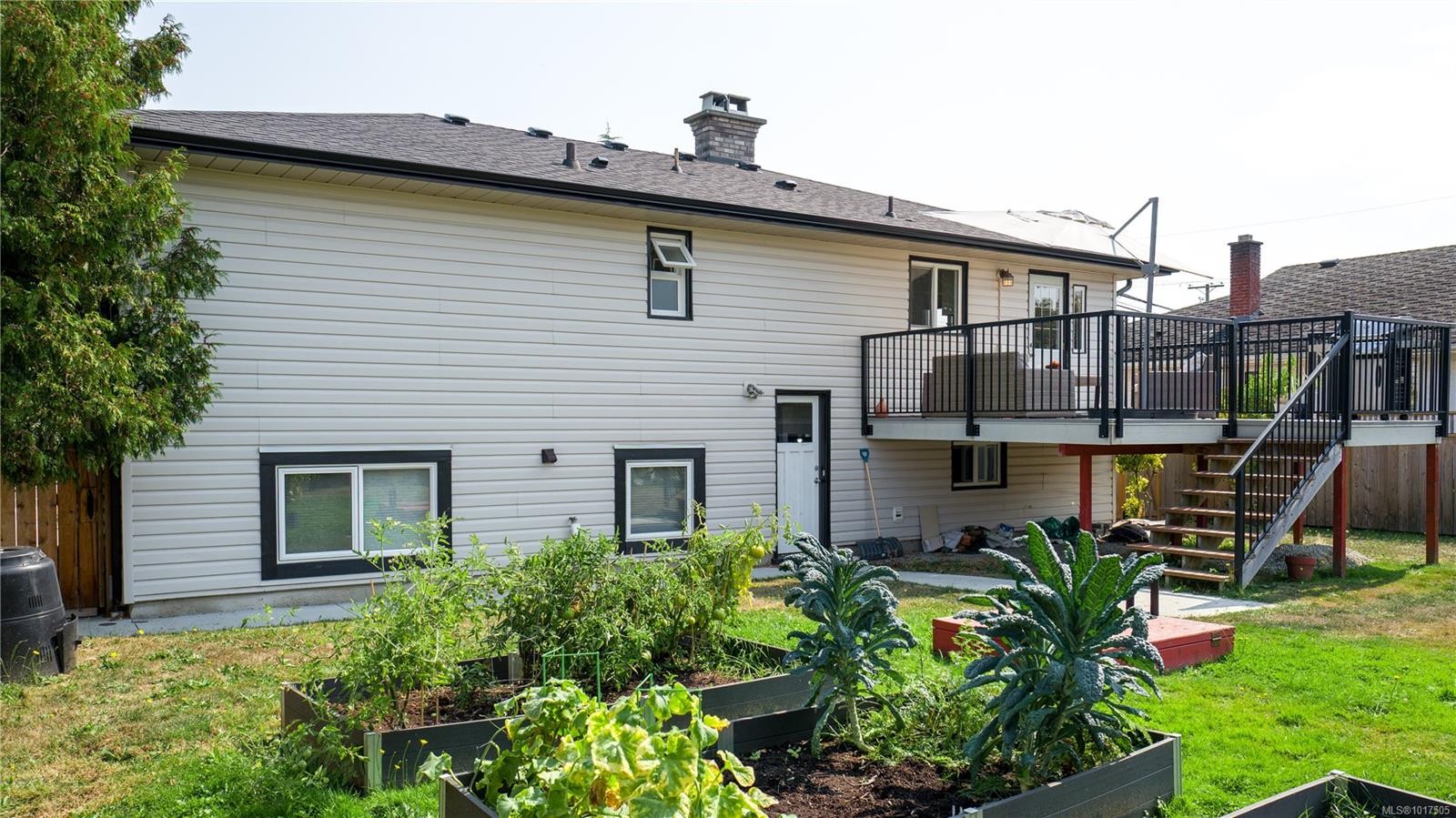 2720 Foul Bay Rd, Saanich, BC