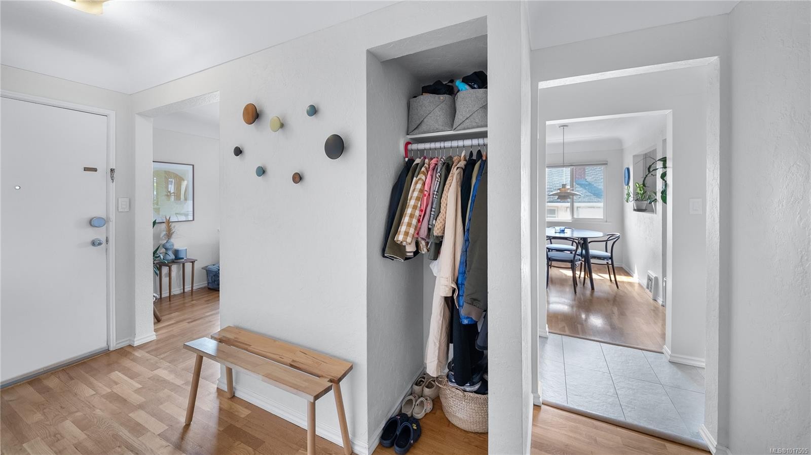 2720 Foul Bay Rd, Saanich, BC