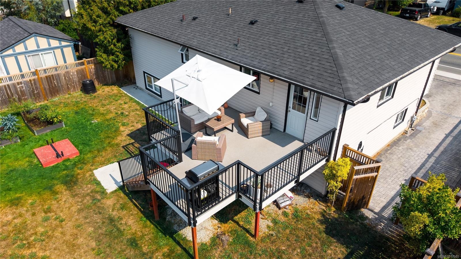 2720 Foul Bay Rd, Saanich, BC