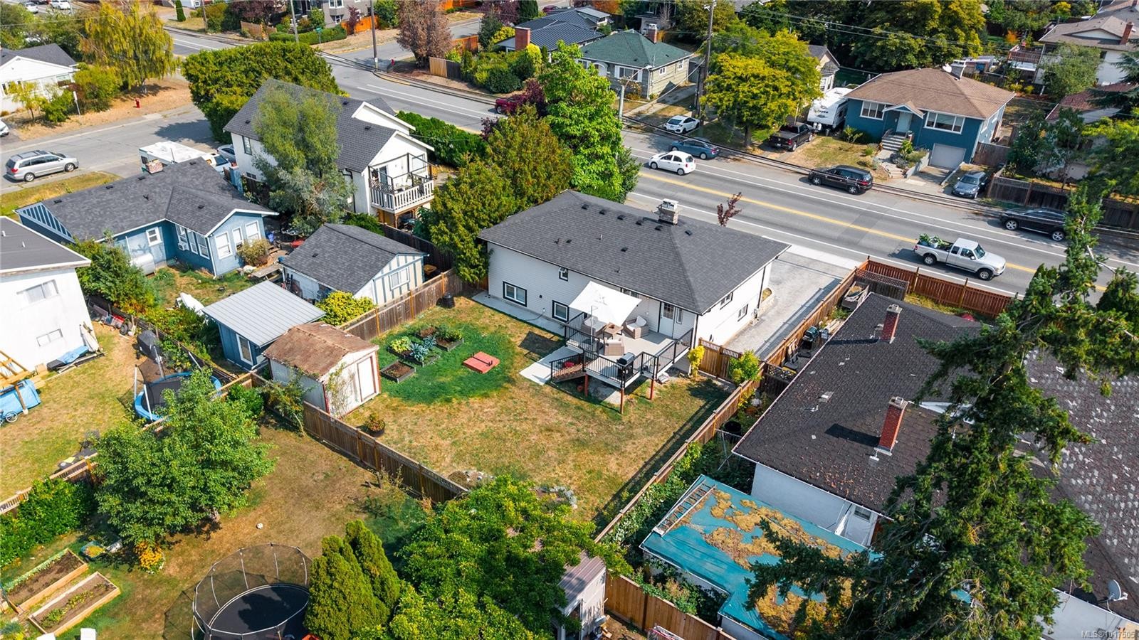 2720 Foul Bay Rd, Saanich, BC