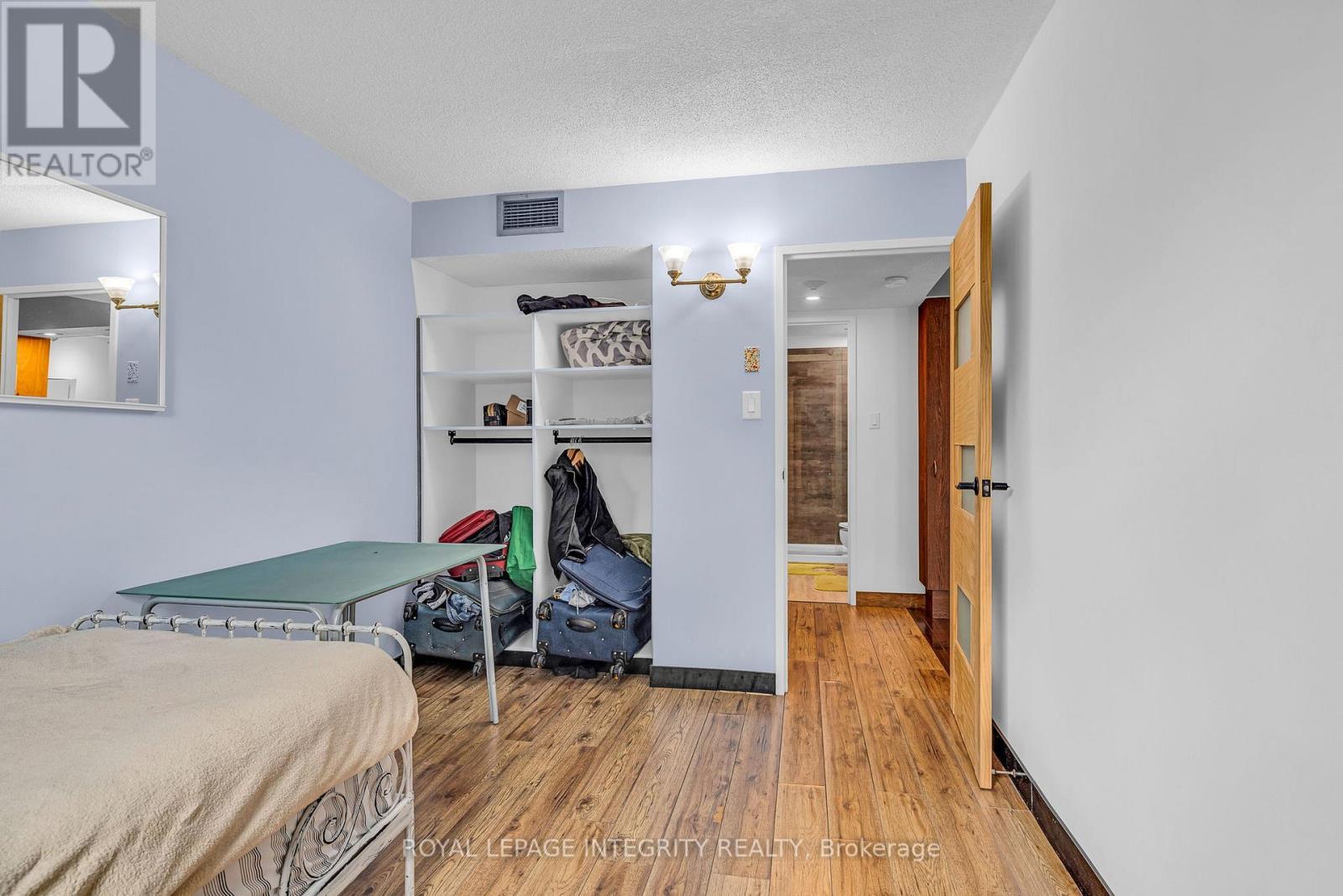 207 - 1180 Ohio Street, Ottawa, ON - Indoor Photo Showing Bedroom
