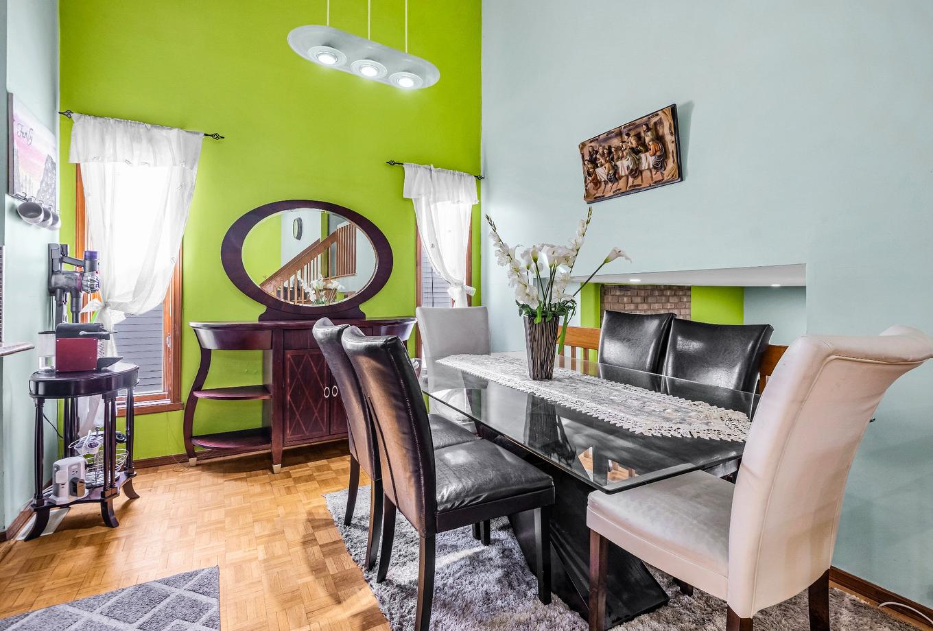 Salle à manger - 17711 Rue Antoine-Faucon, Montréal (Pierrefonds-Roxboro), QC - Indoor Photo Showing Dining Room