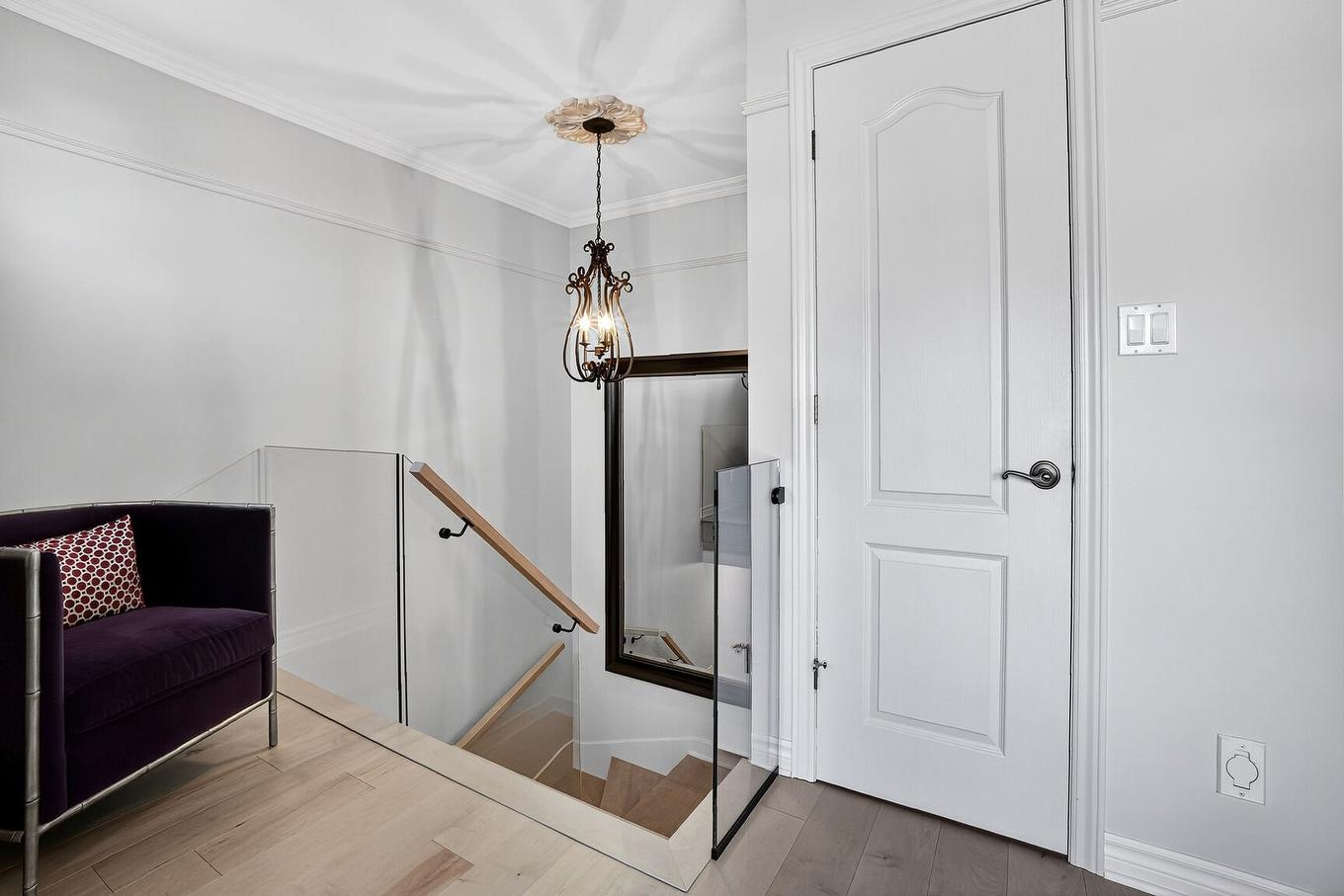 Staircase - 108 Rue Proulx, Saint-Joseph-Du-Lac, QC - Indoor Photo Showing Other Room