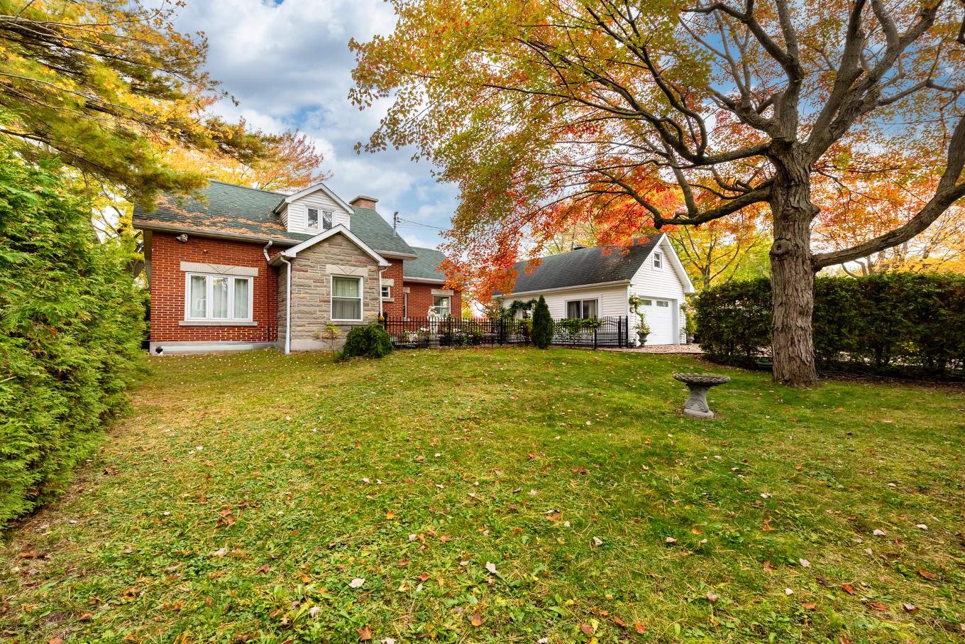 Frontage - 1722 Rue Dupuis, Saint-Jean-Sur-Richelieu, QC - Outdoor