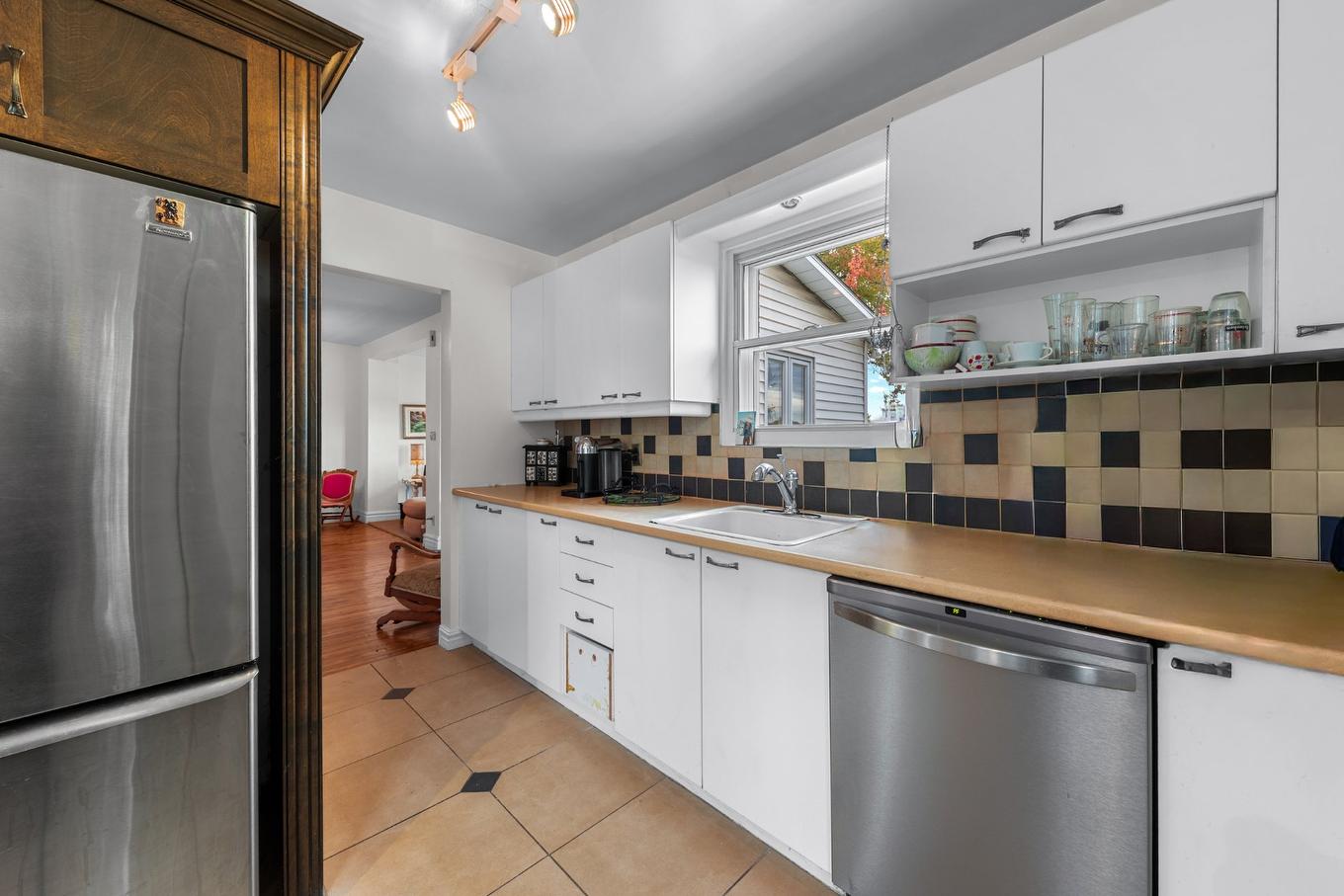 Kitchen - 1722 Rue Dupuis, Saint-Jean-Sur-Richelieu, QC - Indoor Photo Showing Kitchen